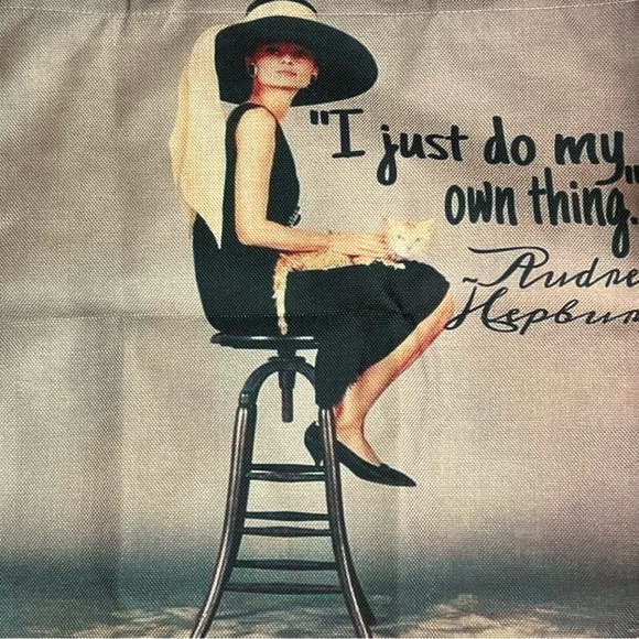 Eco-Friendly Audrey Hepburn Folding Tote Bag - Picture 8 of 15